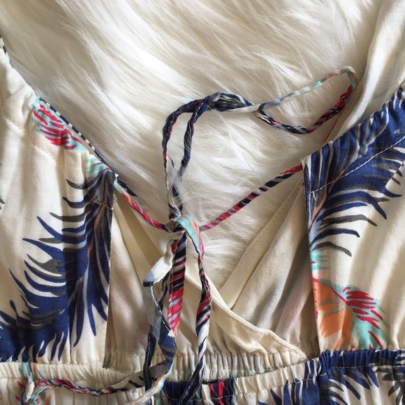 Quicksilver Tropical Feather Print Maxi Dress - Picture 11 of 15